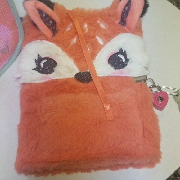 Two Beautiful Notebooks. - Picture 4 of 7